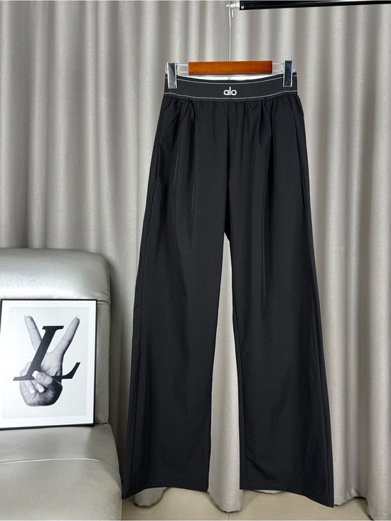 ALO Yoga Pants - ALO Yoga Black Straight Leg Pants